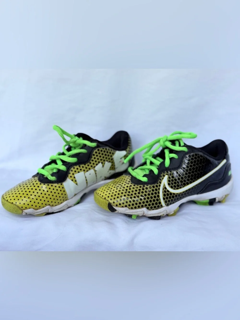 Nike Kids Sneakers in Yellow, Black and Neon Green